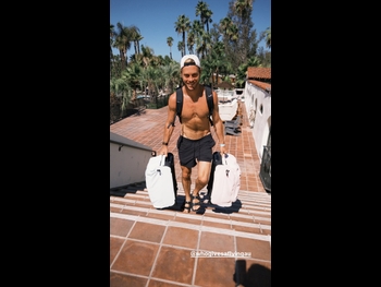  alt="Riker Lynch"