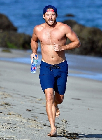 Scott Eastwood