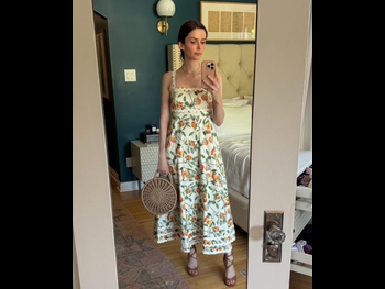  alt="Elizabeth Tulloch"