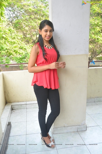 Niti Taylor