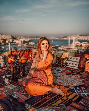 Momina Mustehsan