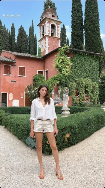 Jessica Clements