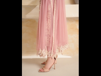  alt="Sana Javed"