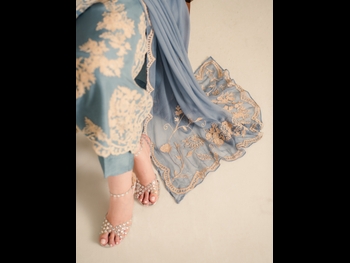  alt="Sana Javed"
