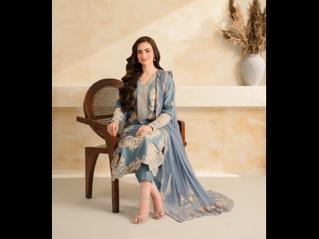  alt="Sana Javed"