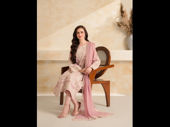  alt="Sana Javed"