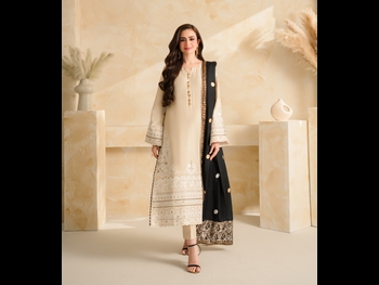  alt="Sana Javed"