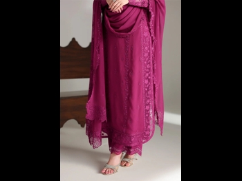  alt="Sana Javed"