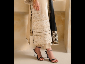  alt="Sana Javed"
