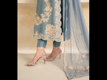  alt="Sana Javed"