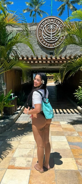 Cinthia Cruz