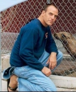 Richard Burgi