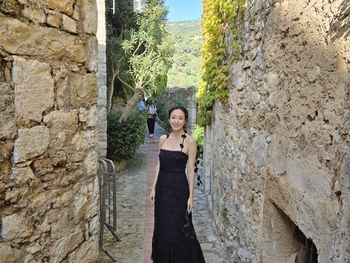 Grace Kwan-Hing Wong