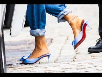  alt="Blake Lively"