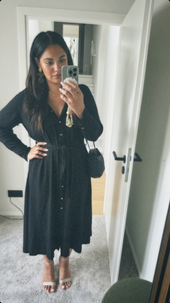 Nilam Farooq