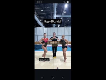  alt="Jade Barbosa"