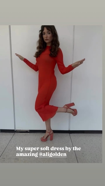 Milana Vayntrub