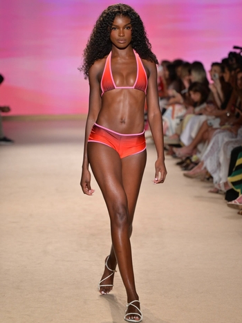 Leomie Anderson