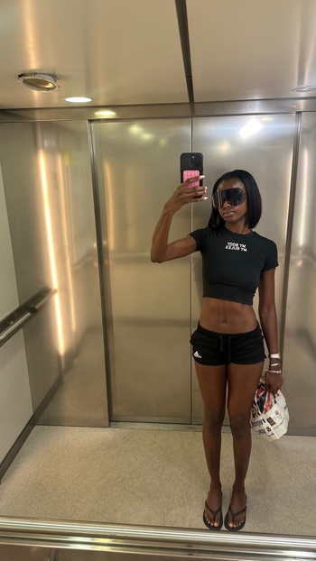 Leomie Anderson