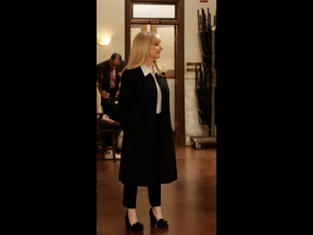  alt="Melissa Rauch"