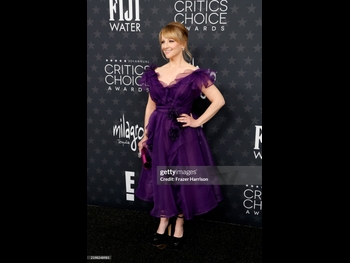  alt="Melissa Rauch"