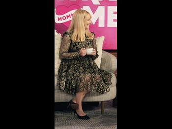  alt="Melissa Rauch"