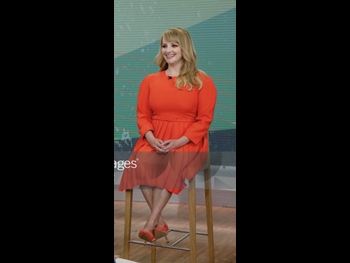  alt="Melissa Rauch"