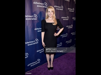  alt="Melissa Rauch"