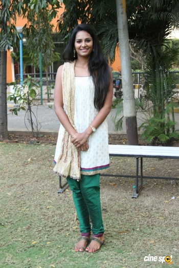 Lakshmi Priyaa Chandramouli