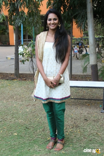 Lakshmi Priyaa Chandramouli