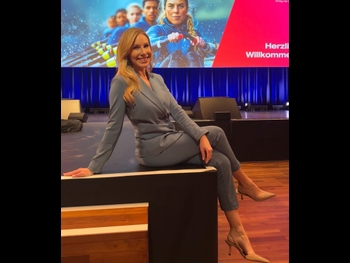  alt="Nina Kraft"