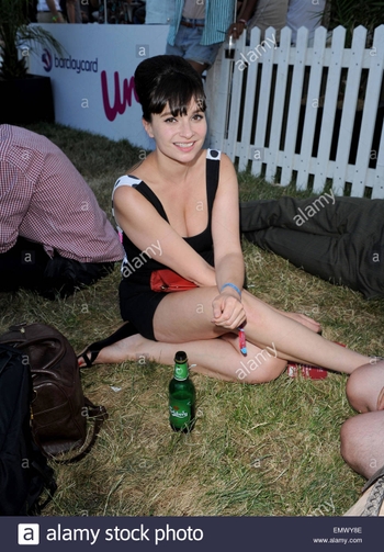 Gizzi Erskine