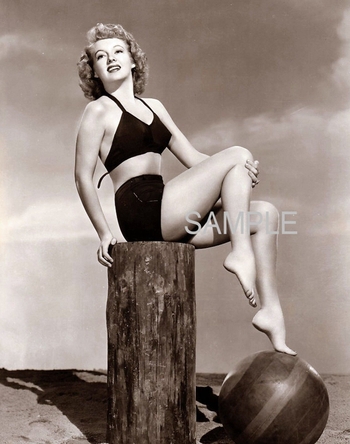 Evelyn Keyes