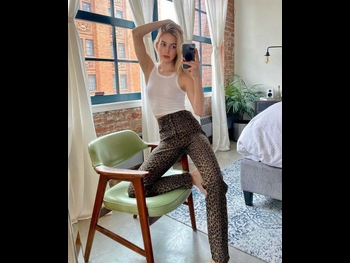  alt="Gabby Thomas"