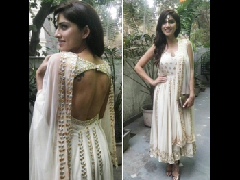  alt="Sapna Pabbi"