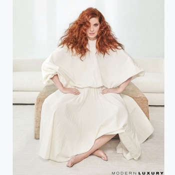 Debra Messing