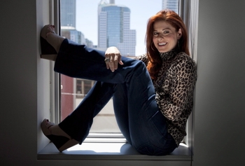 Debra Messing