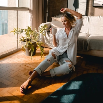 Lola Melnick