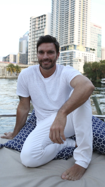 Julián Gil