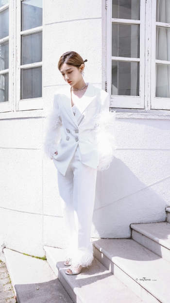 Jiaqi Xu