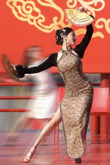 Jiaqi Xu