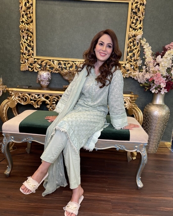 Farah Hussain