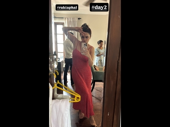  alt="Amruta Khanvilkar"