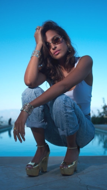 Snoh Aalegra