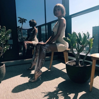 Snoh Aalegra