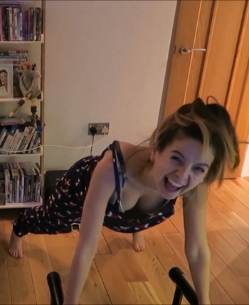 Zoe Sugg