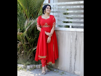  alt="Sruthy Suresh"