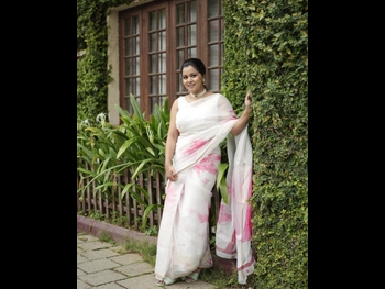  alt="Sruthy Suresh"