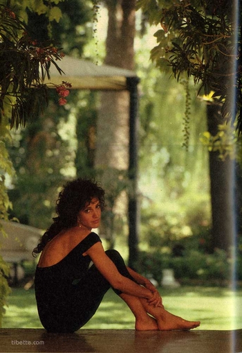 Jennifer Beals (I)