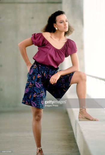 Jennifer Beals (I)